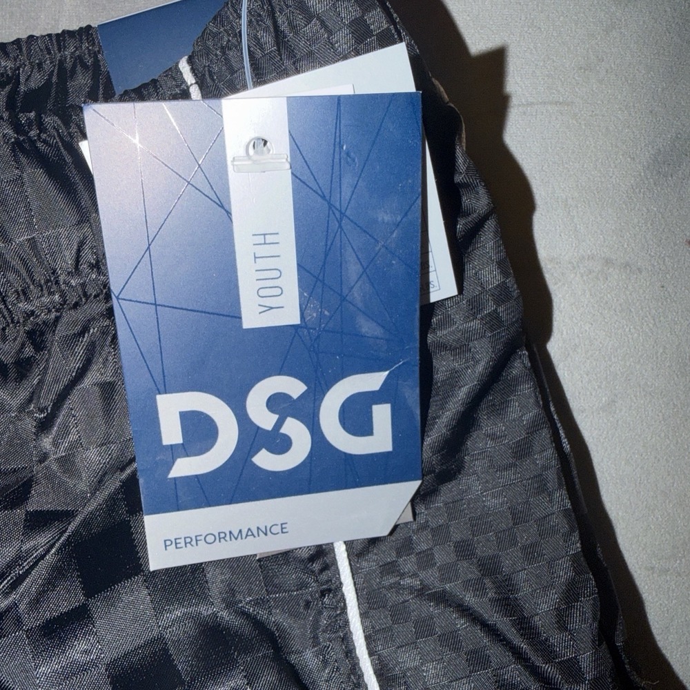 DSG Boys XL 18 Black Woven Soccer Shorts Checkered Pattern Athletic DAB12800 NWT